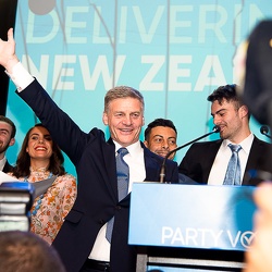 (996)《历史的记忆》1-5 纪念海外华人图片库上线1000期图片展;留给未来